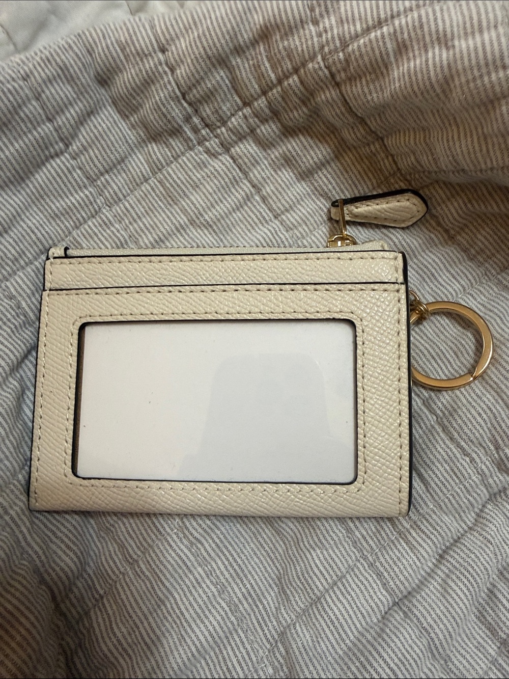 Coach Cream Leather Card Holder with Gold Key Ring - Picture 3 of 6